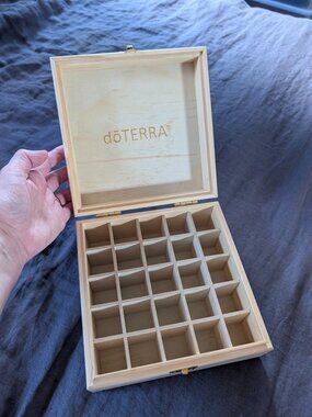 doTerra Wood Storage Box for Essential Oils, 25 slots
